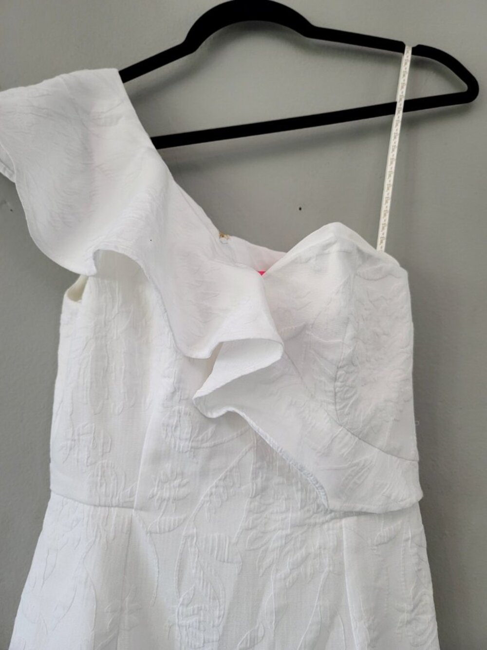 Liily Pulitzer- Arlana One-Shoulder Romper - Picture 6 of 7